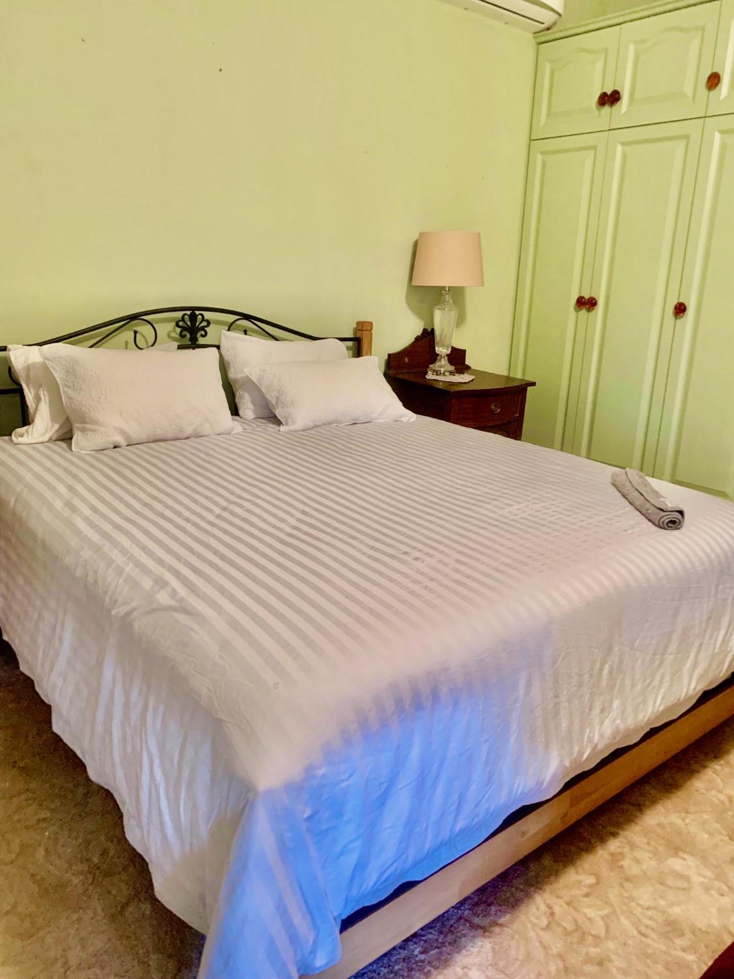 Historic Star Lodge And Station Masters House Narrandera Quarto foto